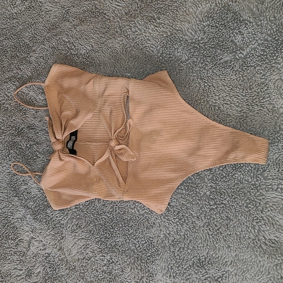 Reformation Cardoba Ribbed Now Tie Bodysuit - Picture 3 of 8